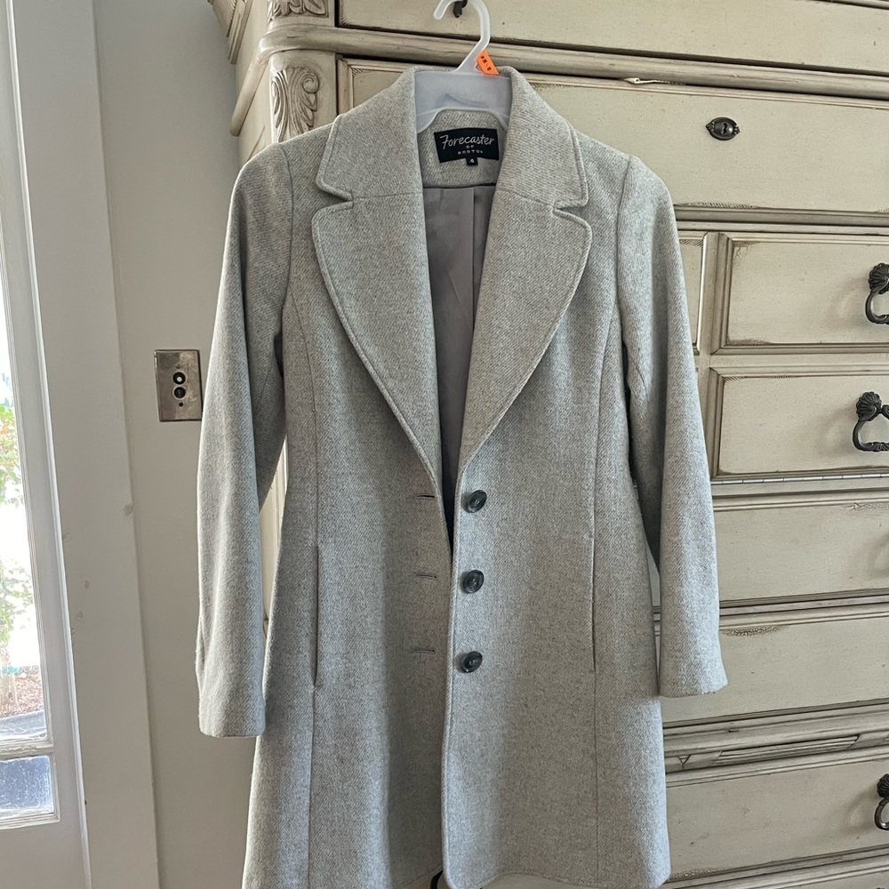 Grey coat